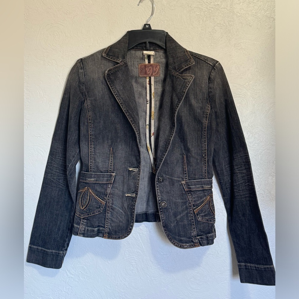 Level 99 Vintage Dark Wash Denim Jacket Women’s Jean Jacket Size Small